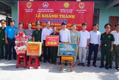KHÁNH THÀNH NHÀ TÌNH NGHĨA CHO CỰU CHIẾN BINH NGUYỄN THỊ HƯỜNG - LAN TỎA NGHĨA TÌNH, GIÁO DỤC LÒNG TRI ÂN THẾ HỆ TRẺ