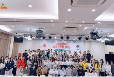 ĐẠI VIỆT CẦN THƠ TƯNG BỪNG CHÀO ĐÓN TÂN SINH VIÊN ĐỢT 2 KHÓA 2025 ?