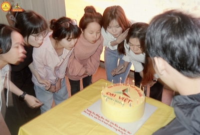 ĐẠI VIỆT CHÚC MỪNG SINH NHẬT TÂN SINH VIÊN ĐỢT 4 CÓ NGÀY SINH TRONG THÁNG 8