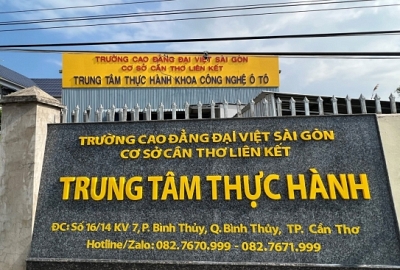 ĐỘT NHẬP 1 BUỔI THỰC HIỆN ĐỒ ÁN TỐT NGHIỆP CỦA SINH VIÊN NGÀNH CÔNG NGHỆ Ô TÔ ĐẠI VIỆT CẦN THƠ