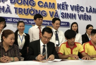 Trường ký hợp đồng đảm bảo việc làm cho sinh viên