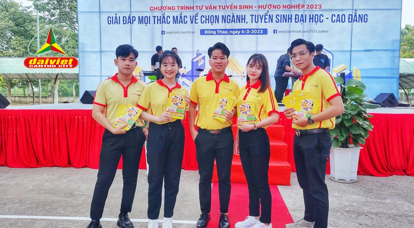 Cùng Đại Việt Tp Cần Thơ Định Hướng Ngành Học Cho 2K5 Tại Ngày Hội Tư Vấn Tuyển Sinh Đồng Tháp