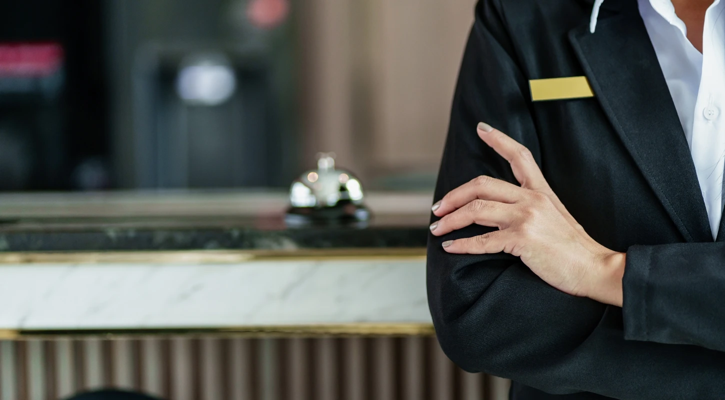 Đại Việt Tp Cần Thơ – Sinh Viên Quản Trị Khách Sạn Trang Trí Phòng Honeymoon