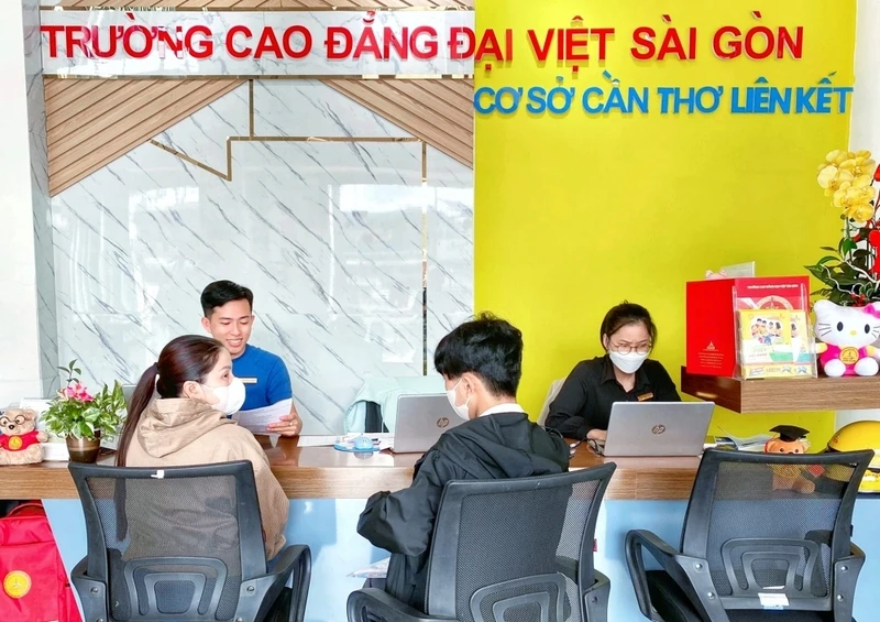 9999+ Thành Viên Gia Nhập Đại Gia Đình Đại Việt Tp Cần Thơ