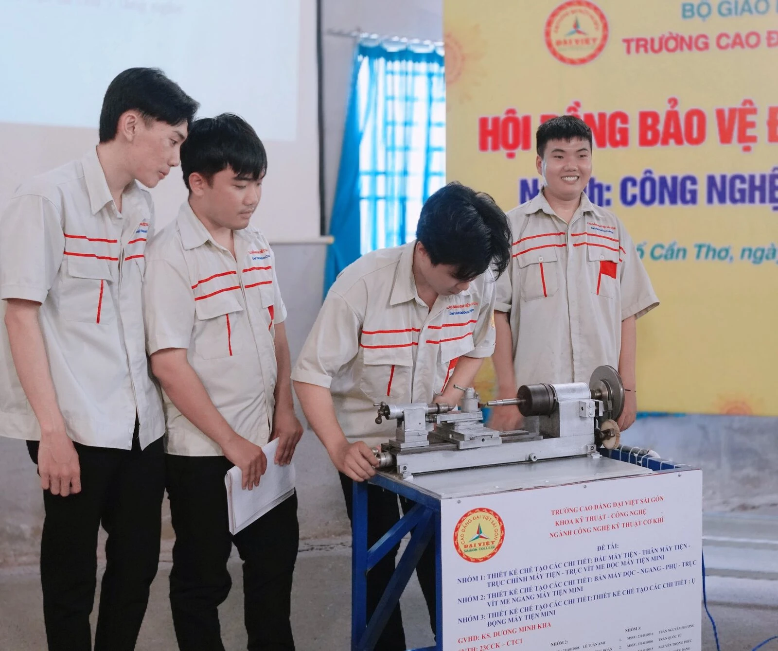 BẢO VỆ ĐỒ ÁN TỐT NGHIỆP – NGÀNH CÔNG NGHỆ KỸ THUẬT CƠ KHÍ