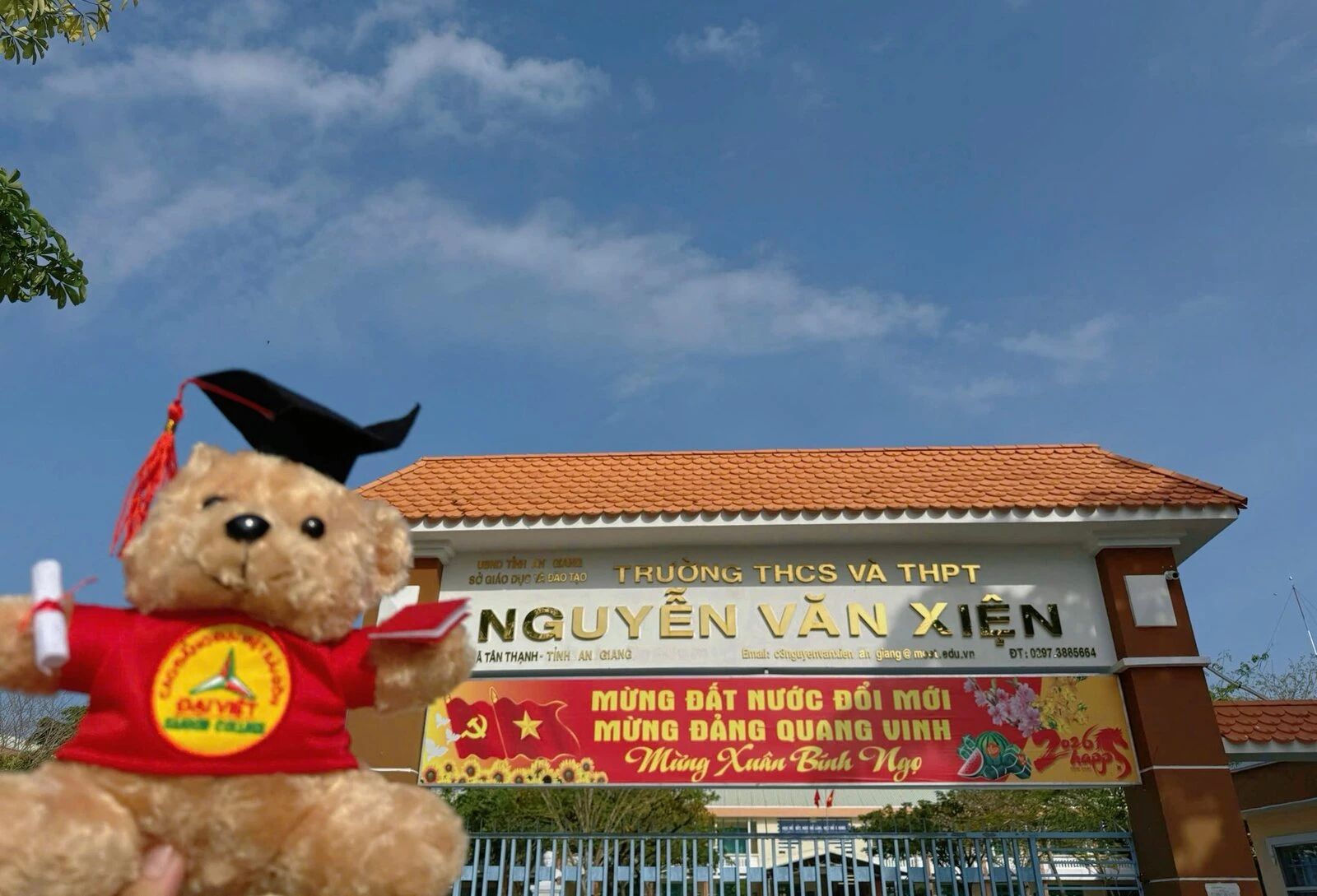 CÁC BẠN HỌC SINH KIÊN GIANG HÔM NAY NHẬN ĐƯỢC GÌ TỪ ĐẠI VIỆT CẦN THƠ NÈ!