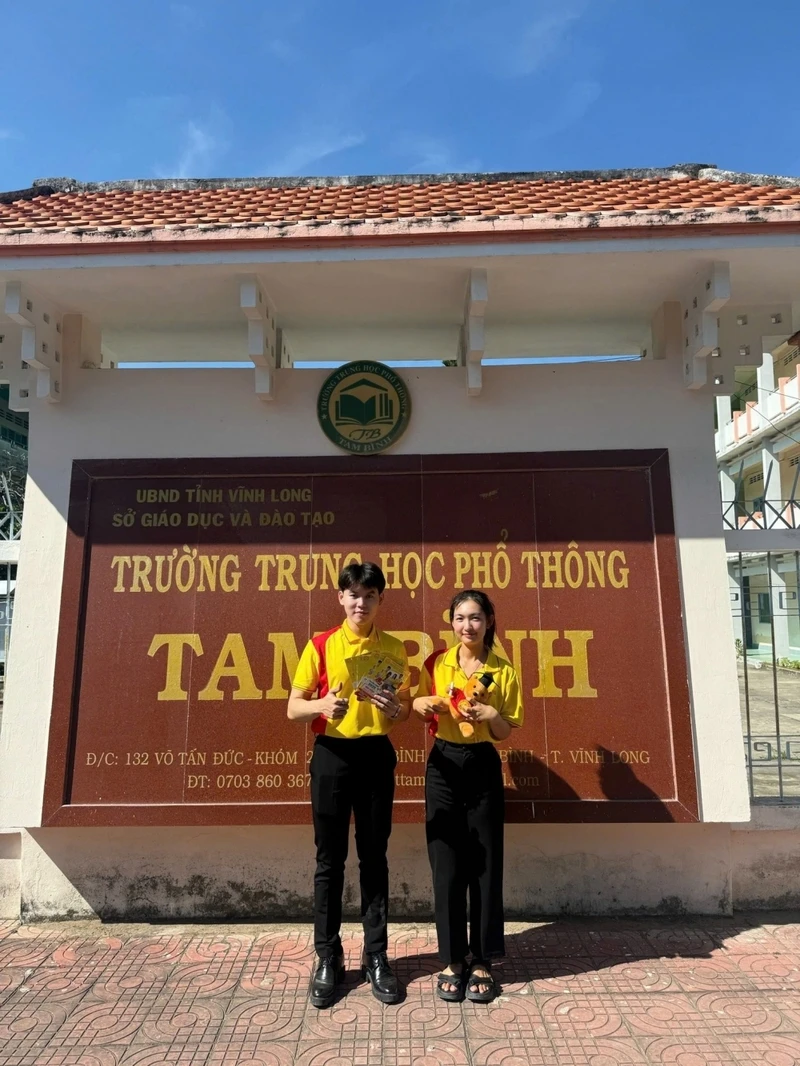 Các Người Đẹp Đã Sẵn Sàng Gặp Biệt Đội Tư Vấn Hướng Nghiệp Của Đại Việt Tp Cần Thơ Chưa