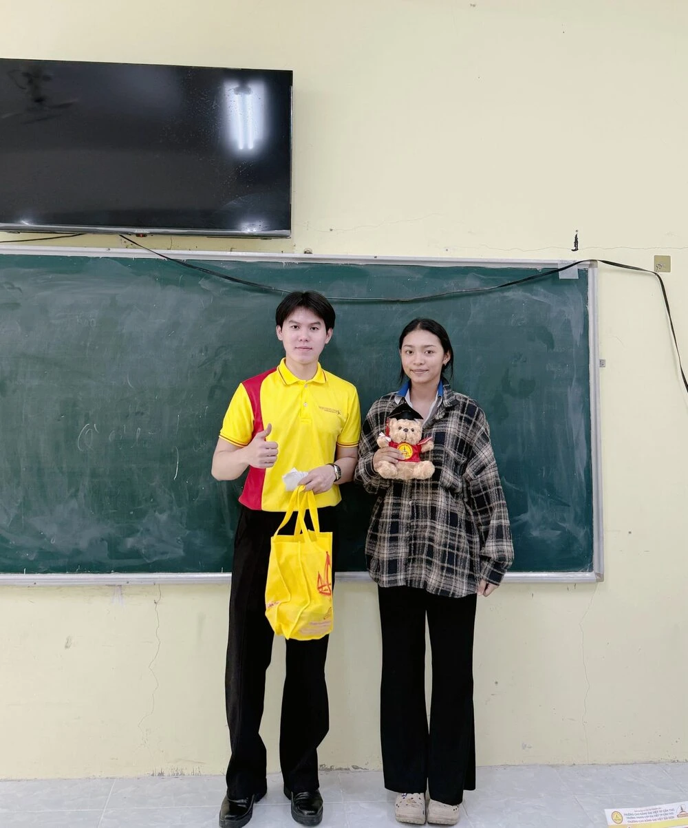 CHỌN NGÀNH KHÔNG KHÓ, CÓ ĐẠI VIỆT LO!