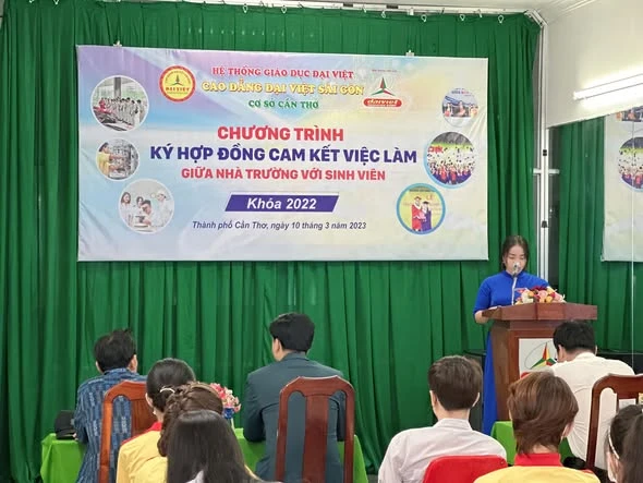 Ký Kết Cam Kết Việc Làm Cho Sinh Viên Khóa 2022 – Đại Việt Cần Thơ