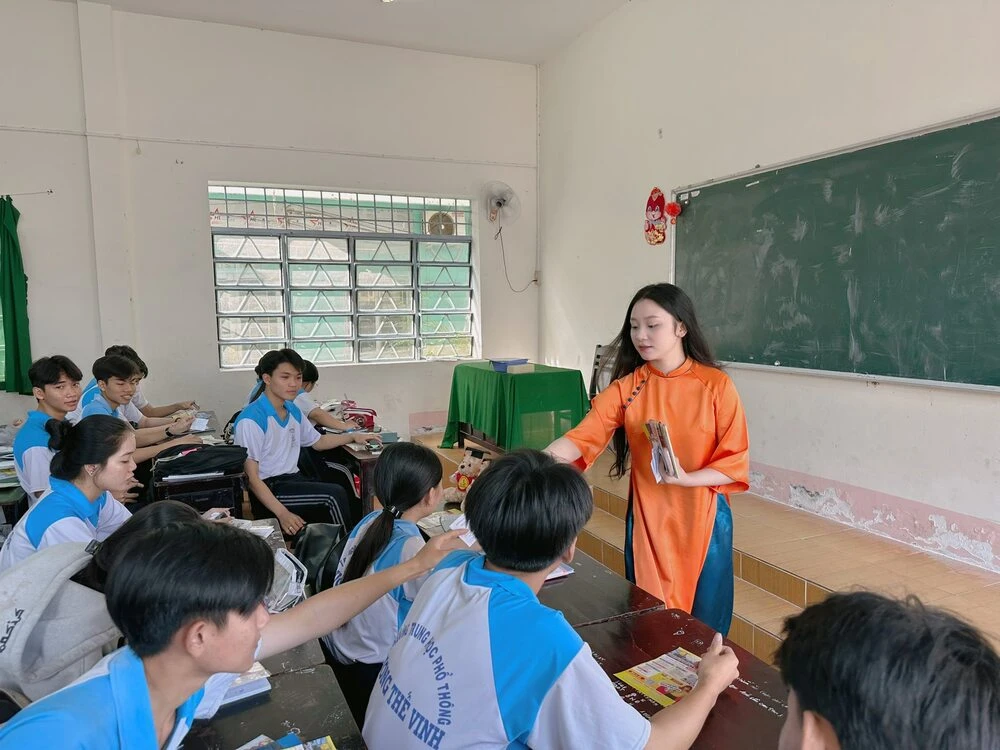CHUYẾN XE HƯỚNG NGHIỆP 2026 CHẠY TỚI ĐÂU, TIẾNG CƯỜI TỚI ĐÓ