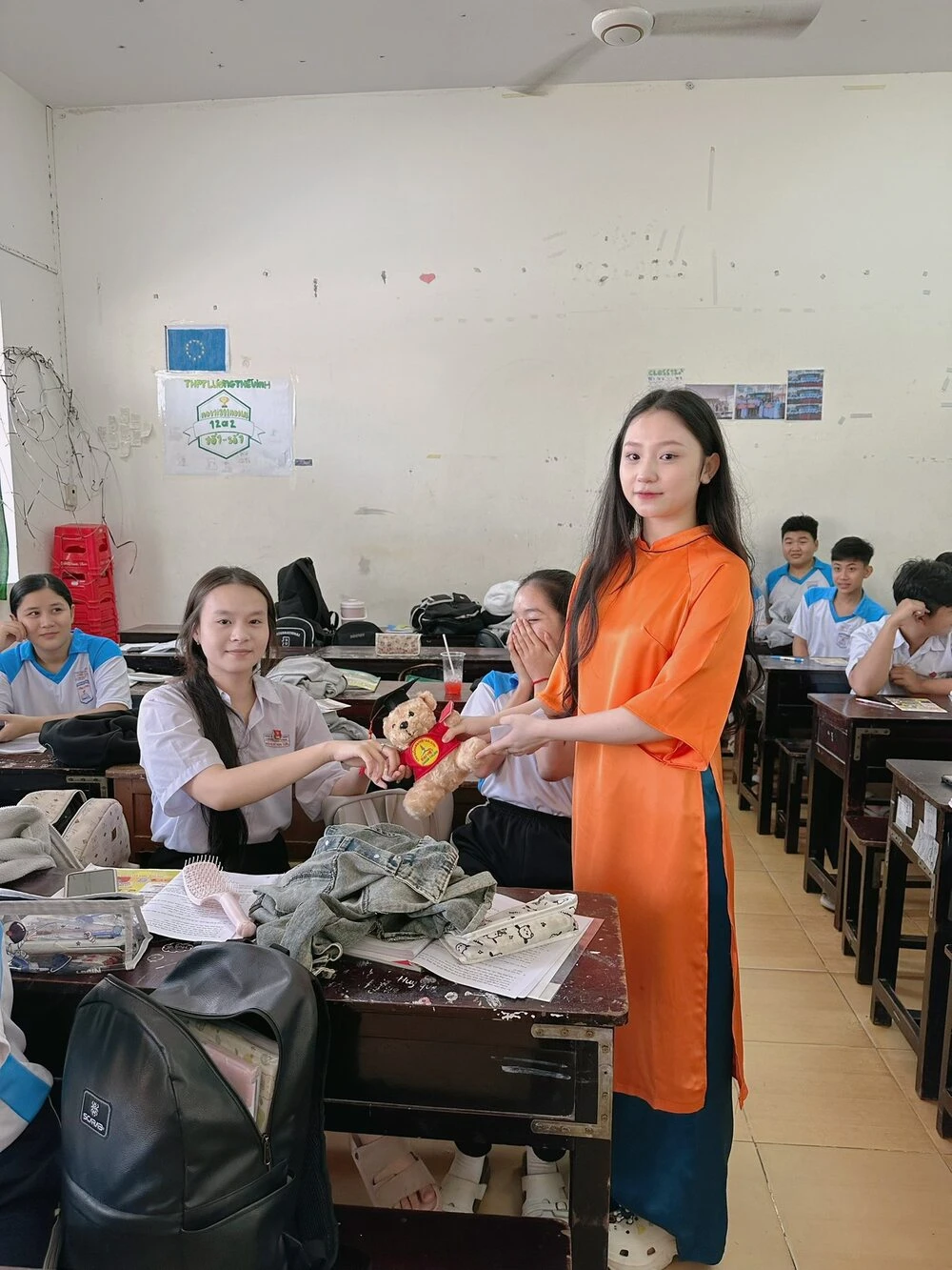 CHUYẾN XE HƯỚNG NGHIỆP 2026 CHẠY TỚI ĐÂU, TIẾNG CƯỜI TỚI ĐÓ