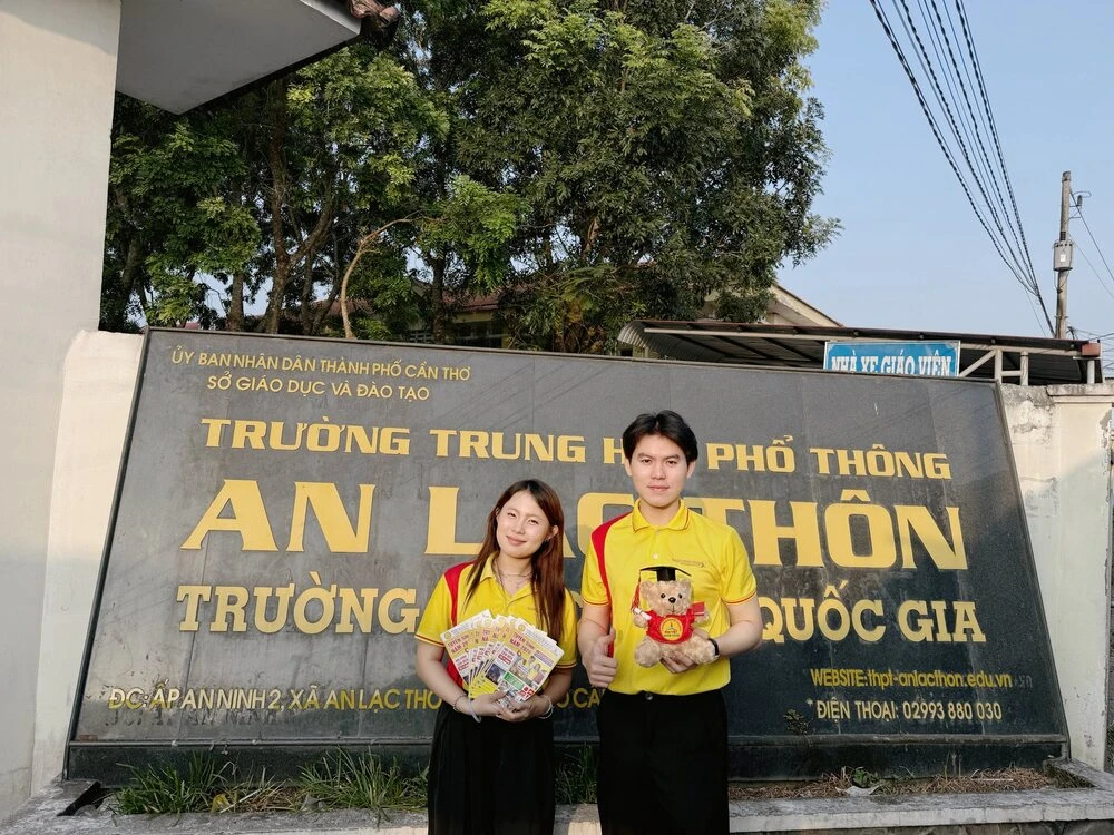 CHUYẾN XE TƯ VẤN HƯỚNG NGHIỆP 2026 TIẾP TỤC LĂN BÁNH