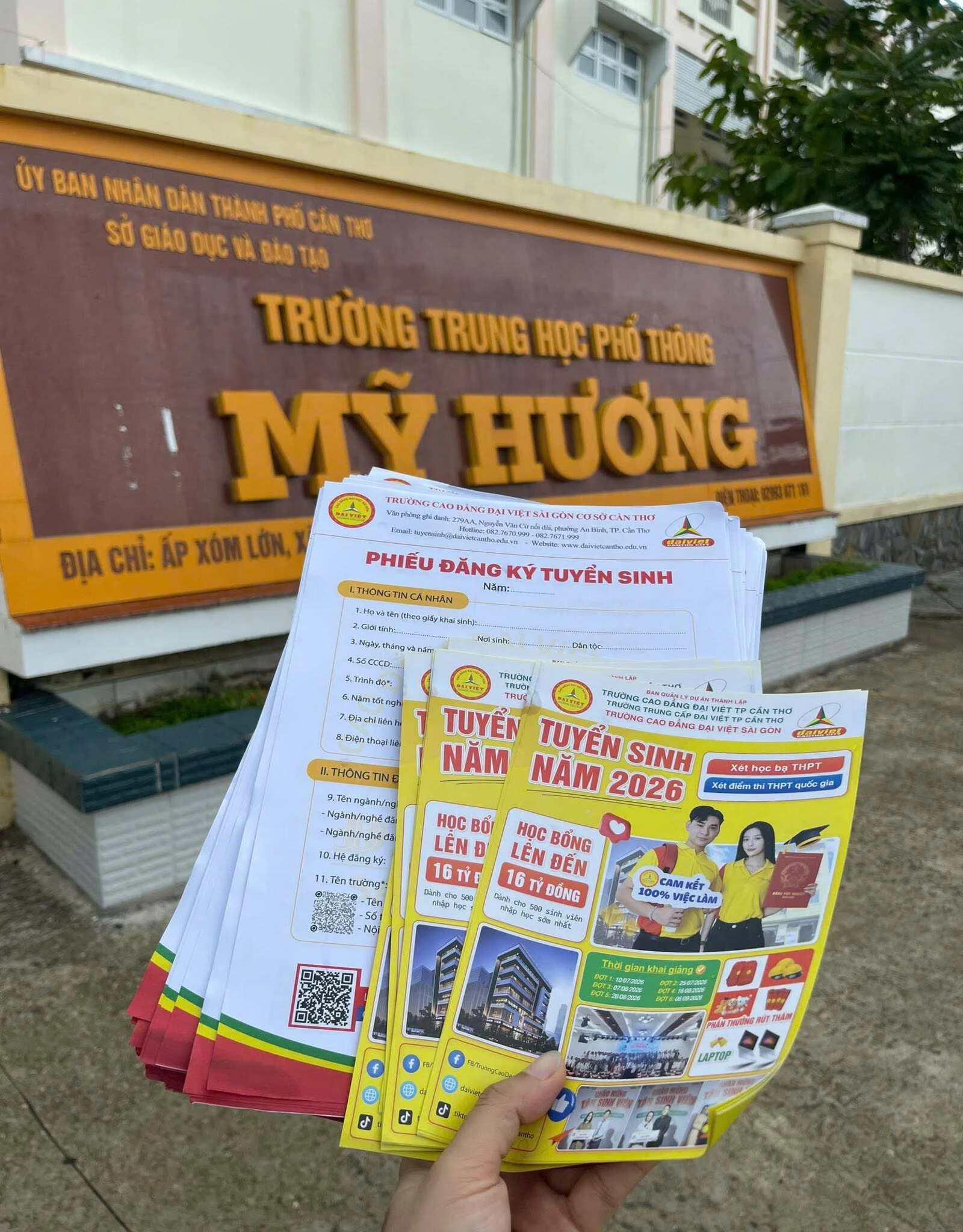 ĐẠI VIỆT CẦN THƠ ĐỒNG HÀNH CÙNG SĨ TỬ 2K8 TẠI CÁC ĐIỂM THI THPT 2026 KHU VỰC ĐỒNG BẰNG SÔNG CỬU LONG