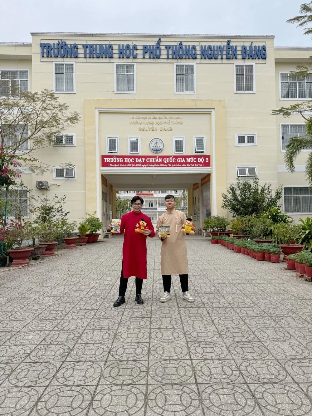 ĐẠI VIỆT CẦN THƠ LAN TỎA NGỌN LỬA HƯỚNG NGHIỆP 2026 TẠI CÁC TRƯỜNG THPT