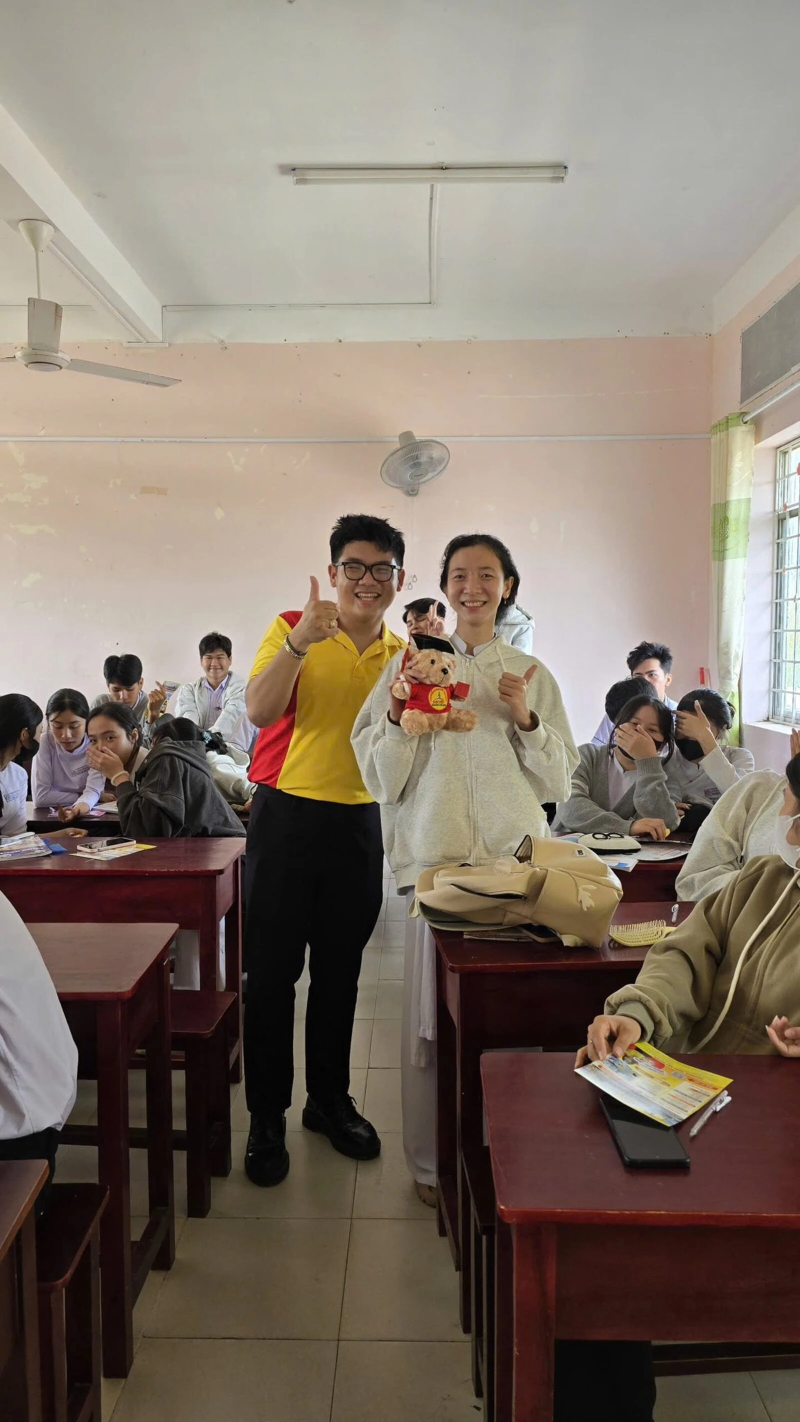 ĐẠI VIỆT CẦN THƠ TIẾP TỤC HÀNH TRÌNH HƯỚNG NGHIỆP TẠI KIÊN GIANG