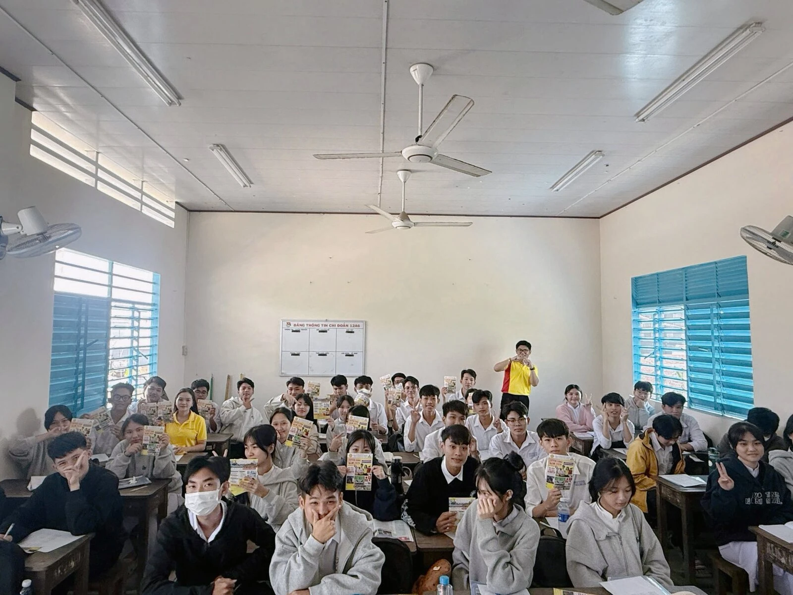 ĐẠI VIỆT CẦN THƠ TIẾP TỤC HÀNH TRÌNH TƯ VẤN HƯỚNG NGHIỆP
