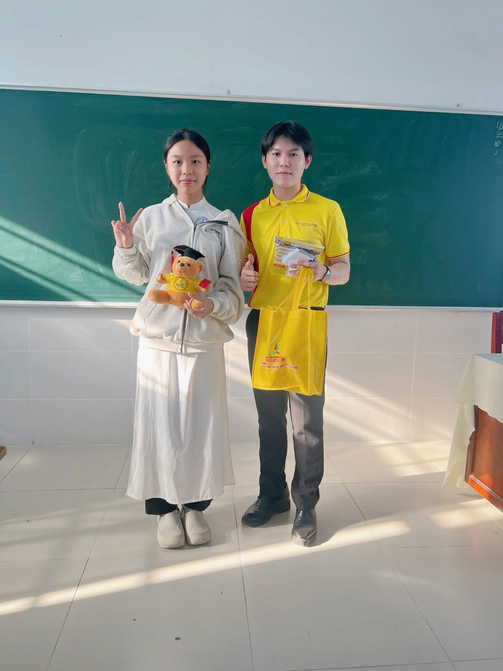 ĐẠI VIỆT CẦN THƠ TIẾP TỤC HÀNH TRÌNH TƯ VẤN HƯỚNG NGHIỆP