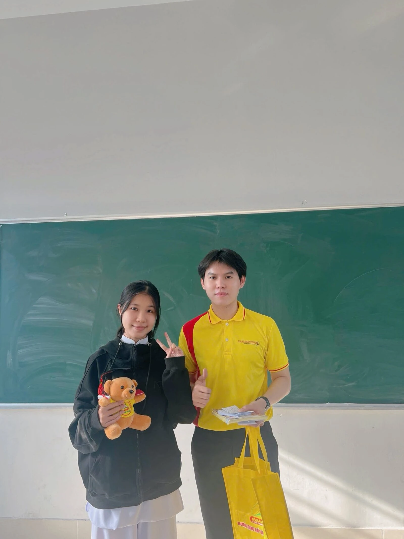 ĐẠI VIỆT CẦN THƠ TIẾP TỤC HÀNH TRÌNH TƯ VẤN HƯỚNG NGHIỆP
