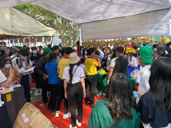 Đại Việt Cần Thơ tại Ngày Hội Tuyển Sinh Kiên Giang 2023 – Thông Tin, Cơ Hội và Trải Nghiệm