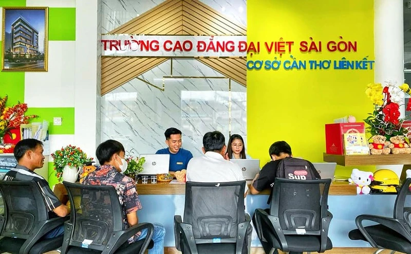 Đại Việt Tp Cần Thơ Tất Bật Chuẩn Bị Đón Tân Sinh Viên K24 – Khai Giảng Đợt 2 Ngày 09/08/2024