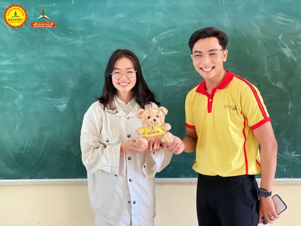 Đại Việt Cần Thơ Check-in Hậu Giang – Hành Trình Tuyển Sinh và Truyền Lửa Cho Học Sinh