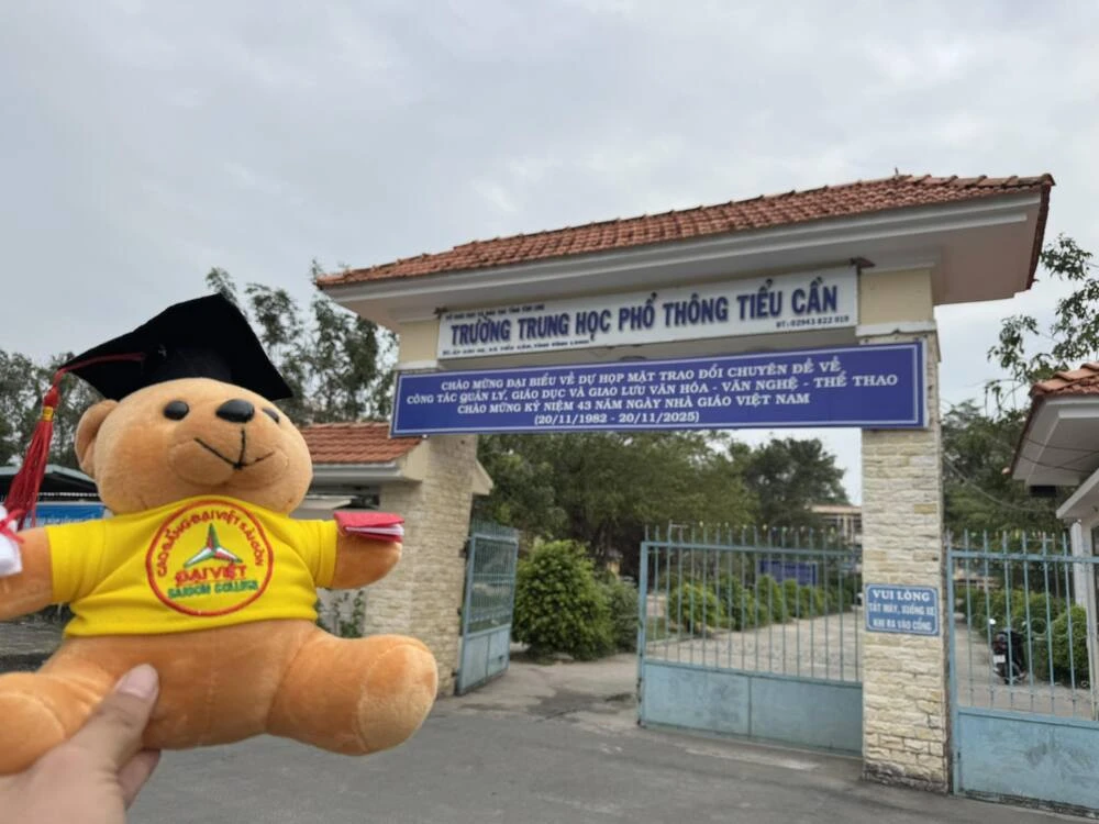 HÀNH TRÌNH TƯ VẤN HƯỚNG NGHIỆP 2026 – ĐẠI VIỆT ĐỒNG HÀNH CÙNG ƯỚC MƠ TUỔI TRẺ