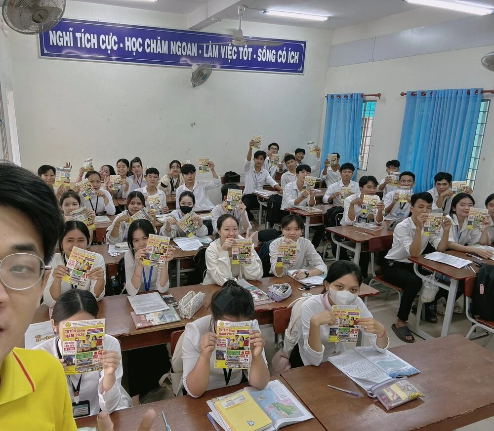 HÀNH TRÌNH TƯ VẤN HƯỚNG NGHIỆP 2026 – ĐẠI VIỆT TIẾP TỤC HÀNH TRÌNH TUỔI TRẺ