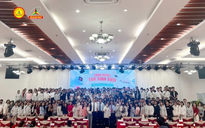 Khai Giảng Năm Học Mới & Kỷ Niệm 80 Năm Truyền Thống Ngành Giáo Dục Việt Nam