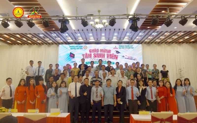 Khai Giảng Năm Học Mới & Kỷ Niệm 80 Năm Truyền Thống Ngành Giáo Dục Việt Nam