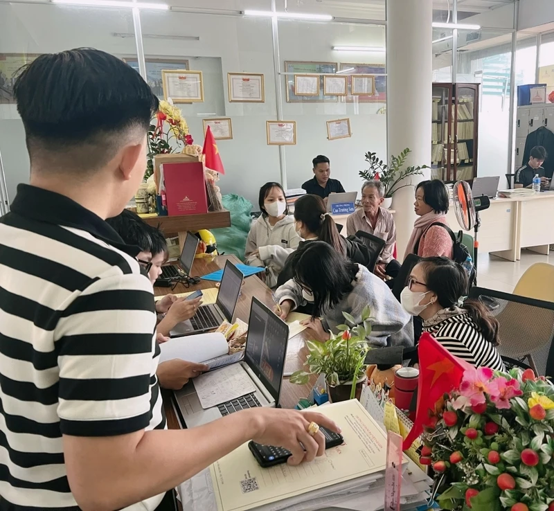 Không Khí Tấp Nập - Rộn Ràng Tại Đại Việt Cần Thơ