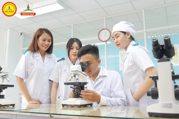 Ngành Dược – Cơ Hội Nghề Nghiệp và Tuyển Sinh Trường Cao Đẳng Đại Việt Sài Gòn Cơ Sở Cần Thơ