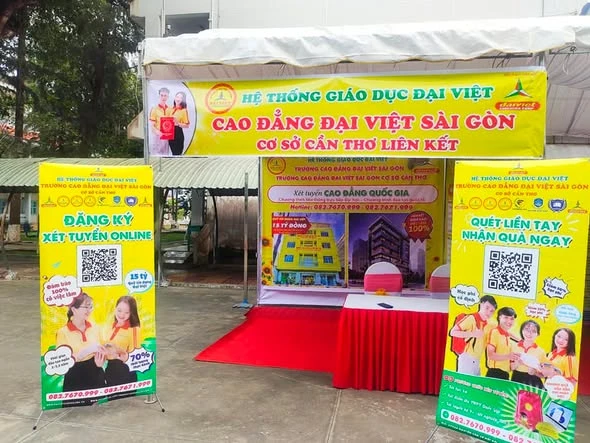 Ngày hội tư vấn – hướng nghiệp 2023 và hoạt động tuyển sinh của Đại Việt Cần Thơ