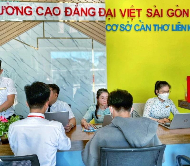 Nhanh tay nhận học bổng Đại Việt – Giảm 25% học phí, số lượng có hạn!