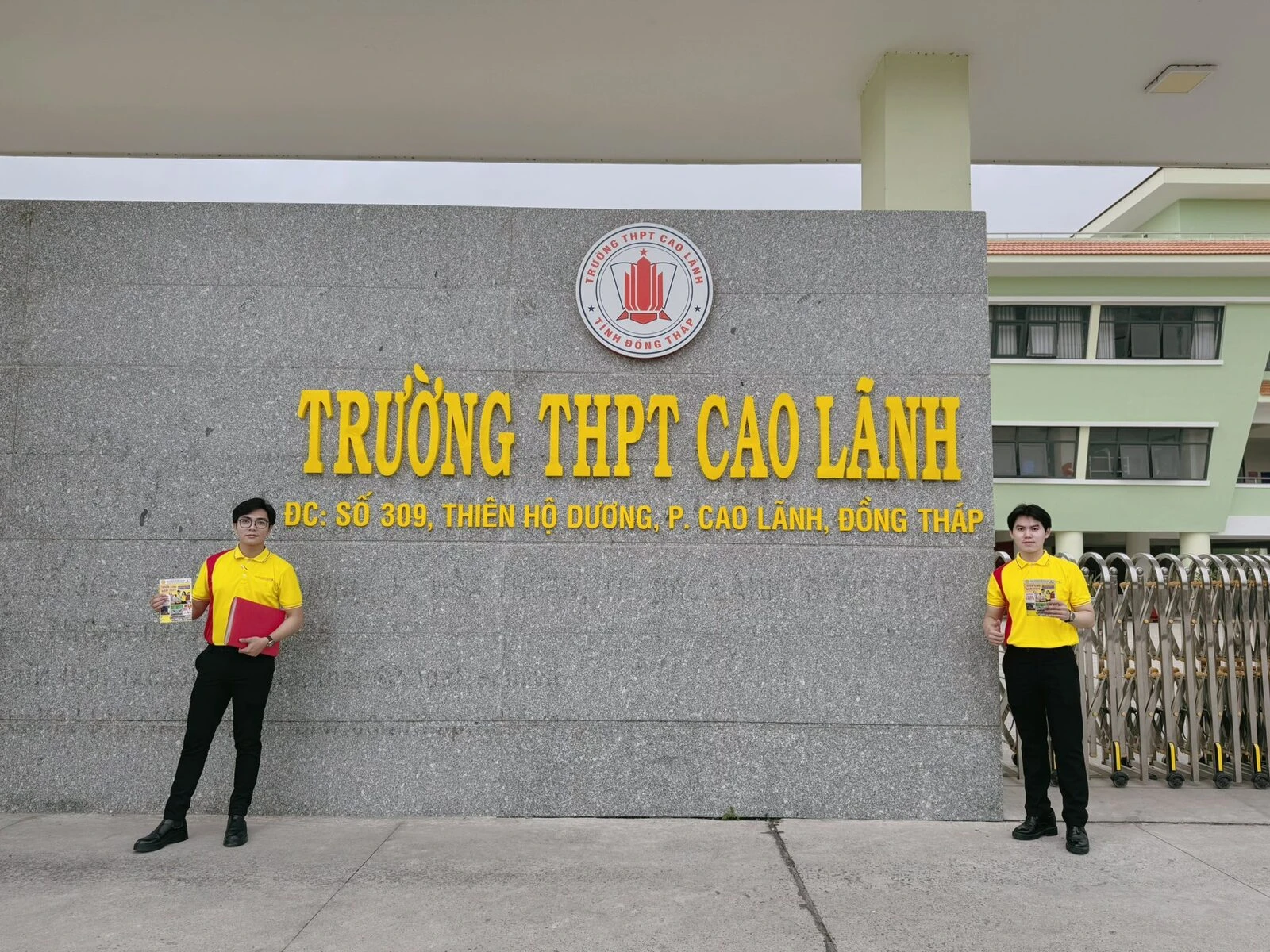 TẾT ĐẾN XUÂN VỀ, HÀNH TRÌNH HƯỚNG NGHIỆP VẪN TIẾP TỤC