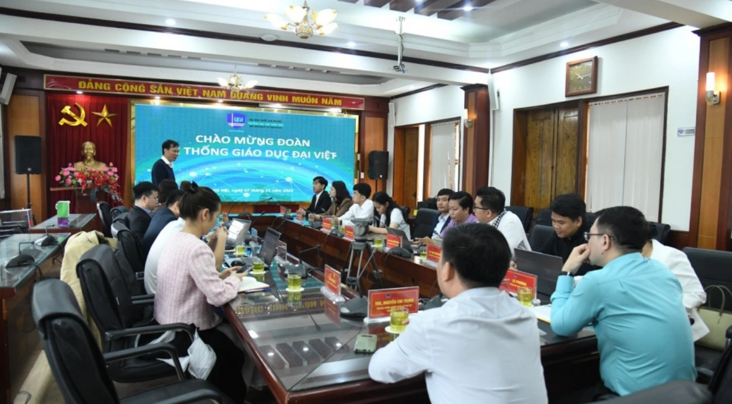 Đại Việt Cần Thơ Đẩy Mạnh Hợp Tác Với Trường Đại Học Giáo Dục