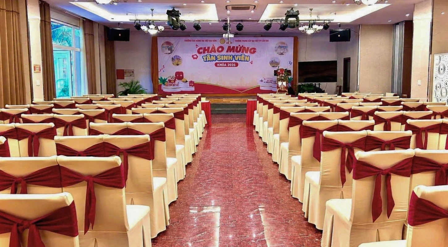 ĐẠI VIỆT CẦN THƠ SẴN SÀNG CHÀO ĐÓN TÂN SINH VIÊN K26!
