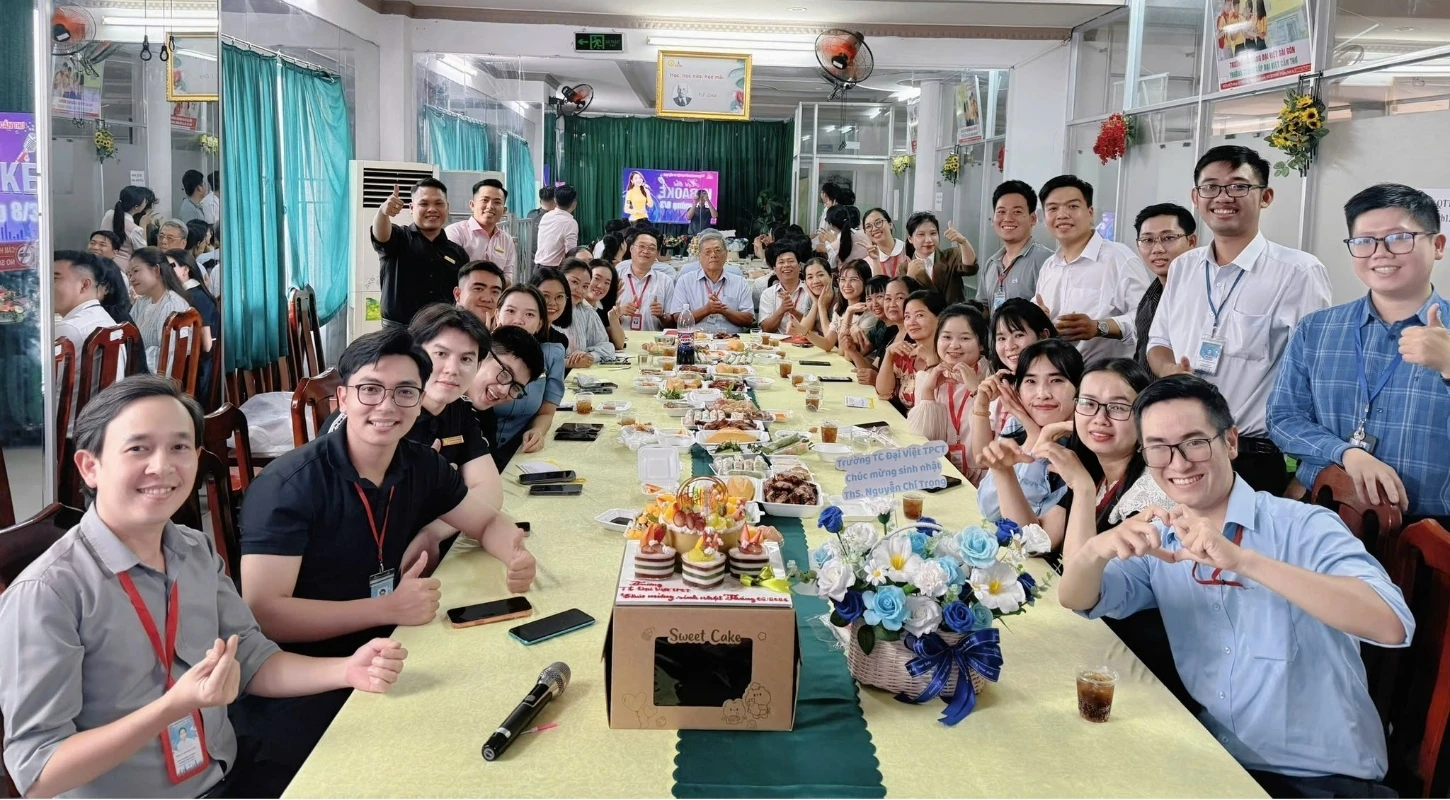 ĐẠI VIỆT CẦN THƠ TỔ CHỨC HỌP MẶT VÀ HỘI THI KARAOKE CHÀO MỪNG NGÀY QUỐC TẾ PHỤ NỮ 8/3