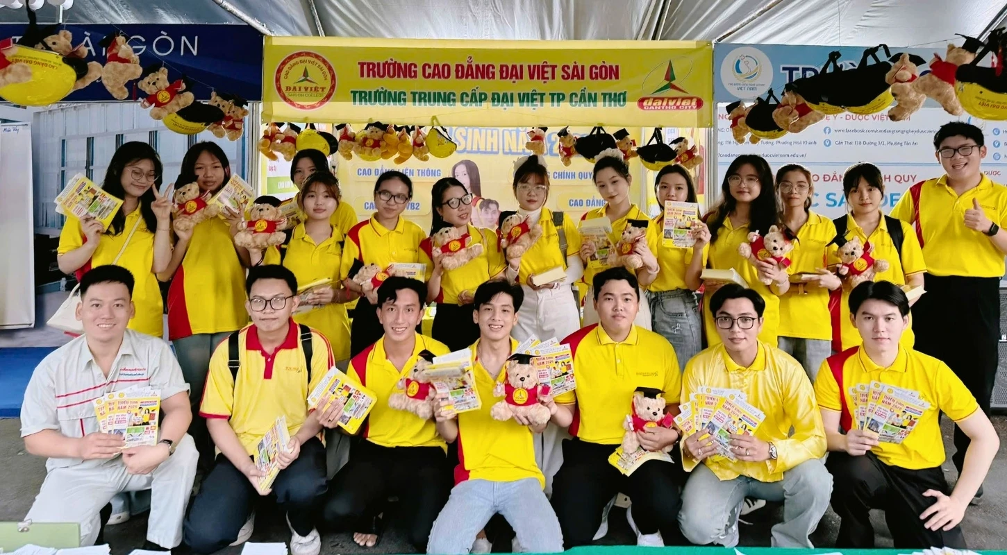 ĐẠI VIỆT CẦN THƠ TRƯỚC GIỜ G – SẴN SÀNG BÙNG NỔ TẠI NGÀY HỘI TUYỂN SINH 2026