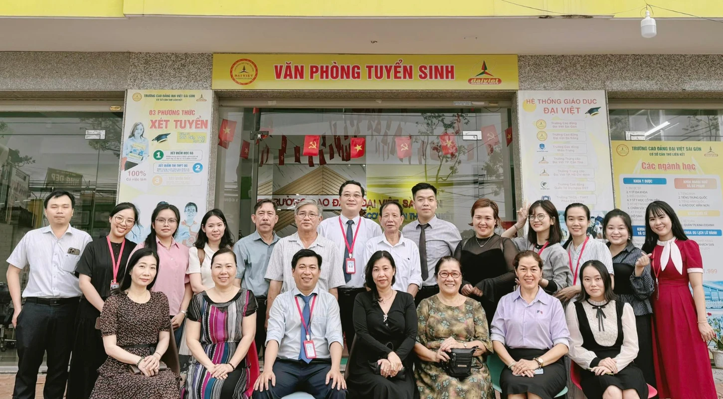 Họp Mặt Kỷ Niệm 43 Năm Ngày Nhà Giáo Việt Nam (20/11/1982 – 20/11/2025)