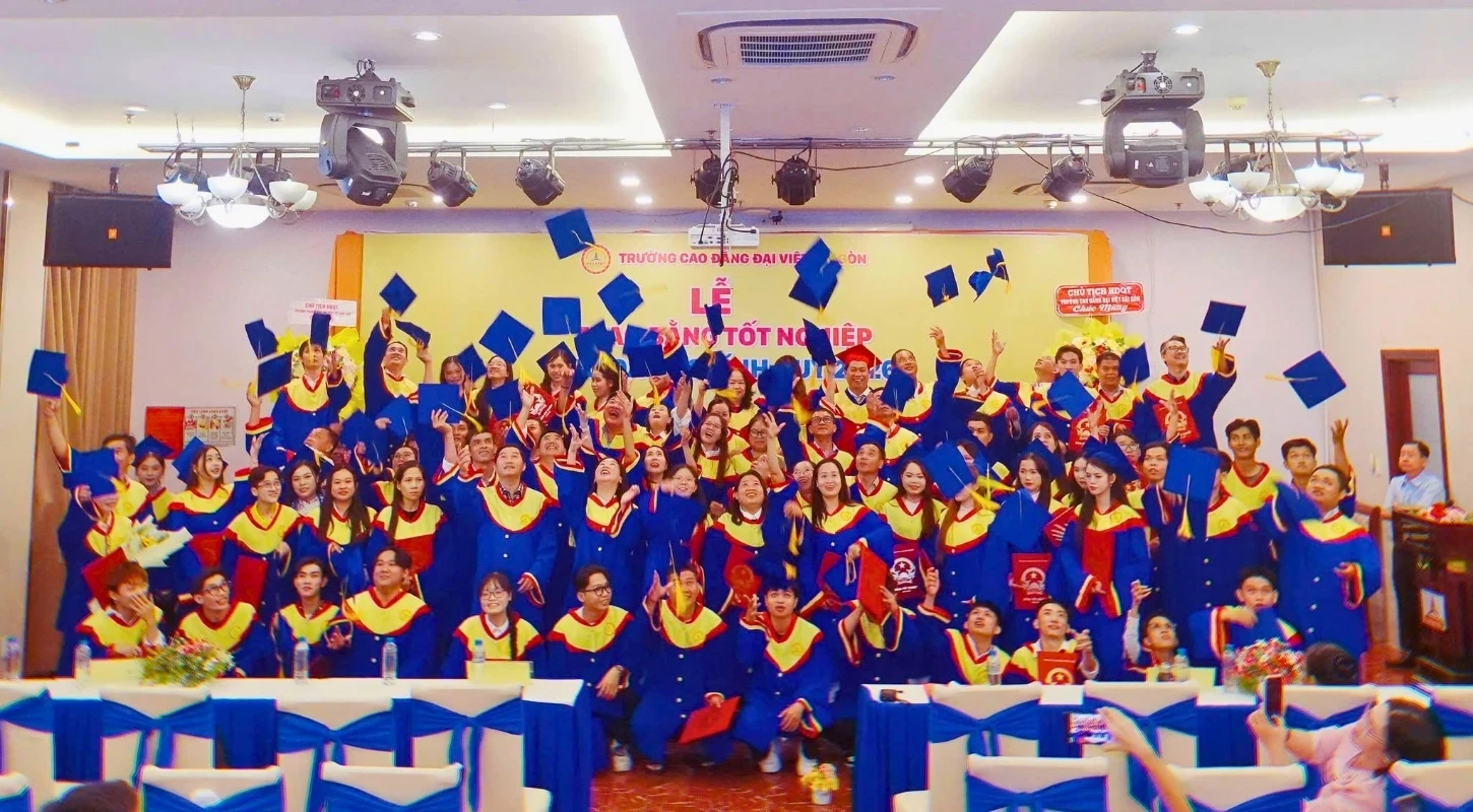 LỄ TRAO BẰNG TỐT NGHIỆP 2026 – VINH DANH NHỮNG NỖ LỰC, MỞ LỐI TƯƠNG LAI