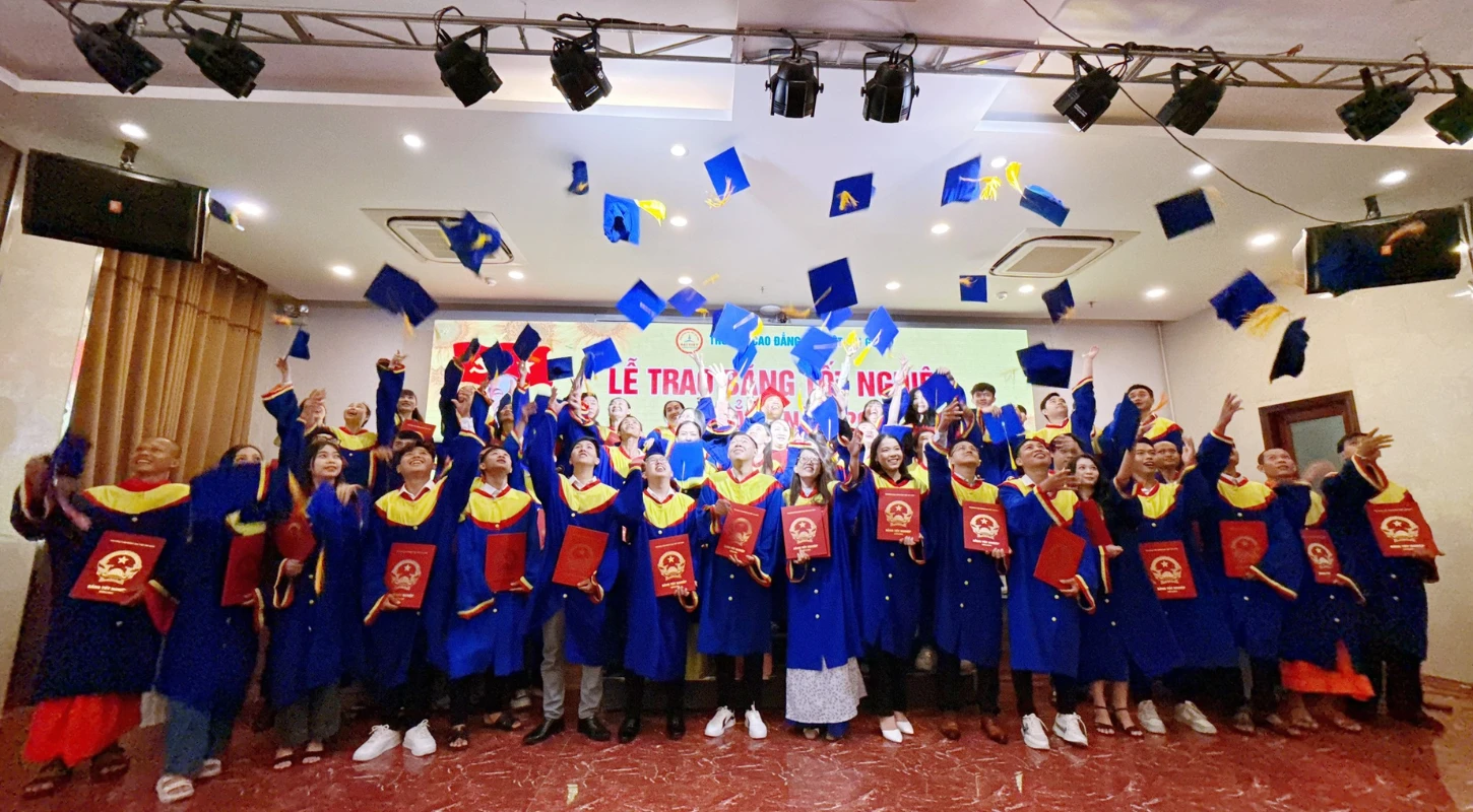 Một Cánh Cửa Mới Mở Ra, Khép Lại Chương Đẹp Nhất Cuộc Đời