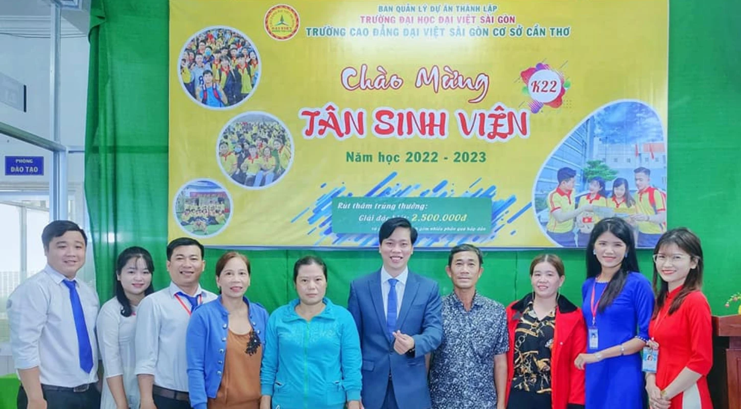 Trường Cao Đẳng Đại Việt Sài Gòn Cơ Sở Cần Thơ Tổ Chức Lễ Khai Giảng Cho Sinh Viên Nhập Học Đợt 4 Năm Học 2022 - 2023
