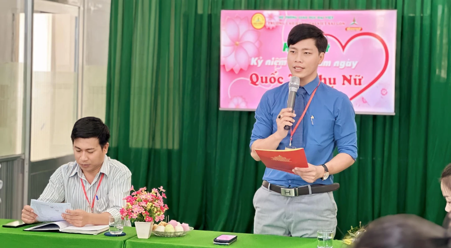 Trường Đại Việt Cần Thơ Họp Mặt Kỷ Niệm 113 Năm Ngày Quốc Tế Phụ Nữ 8/3