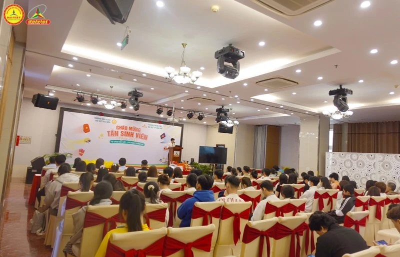 Chào Mừng Tân Sinh Viên Khóa 2025 – Đợt 5