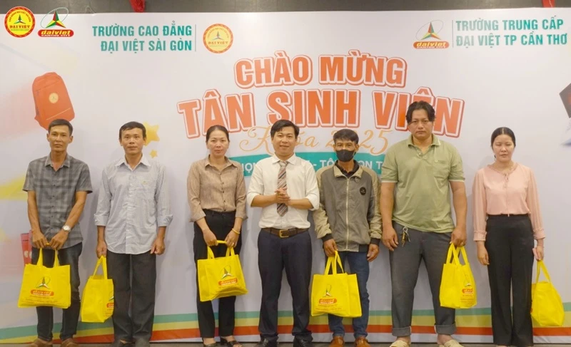 Chào Mừng Tân Sinh Viên Khóa 2025 – Đợt 5