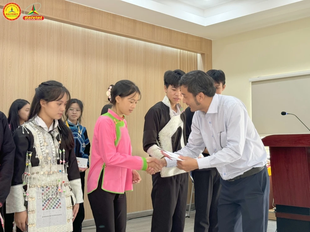 Cùng Đại Việt lên chuyến xe yêu thương đến Lào Cai – Lan tỏa tinh thần thiện nguyện