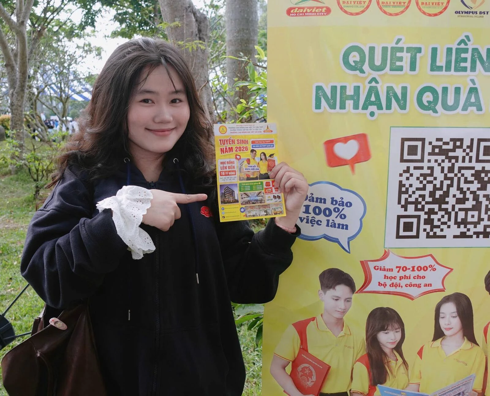 ĐẠI VIỆT CẦN THƠ BÙNG NỔ NGÀY HỘI TUYỂN SINH TƯ VẤN HƯỚNG NGHIỆP 2026 TẠI ĐẠI HỌC CẦN THƠ