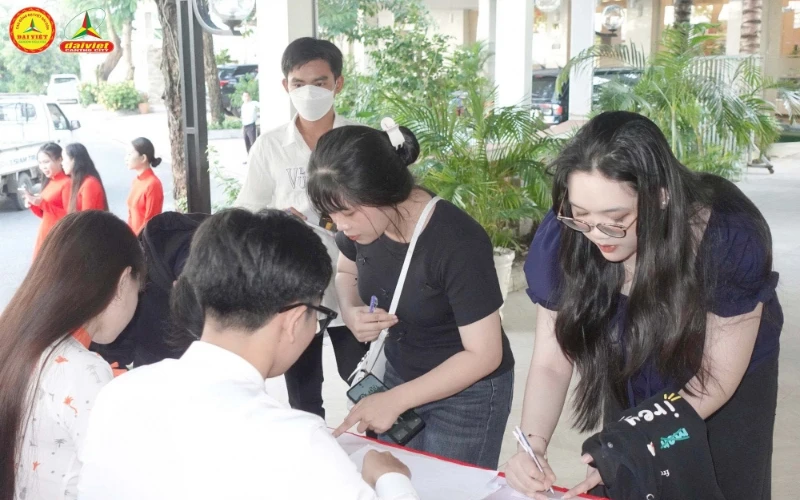 Đại Việt Cần Thơ Chào Đón Tân Sinh Viên Đợt 1 Khóa 2025