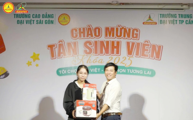 Đại Việt Cần Thơ Chào Đón Tân Sinh Viên Đợt 1 Khóa 2025