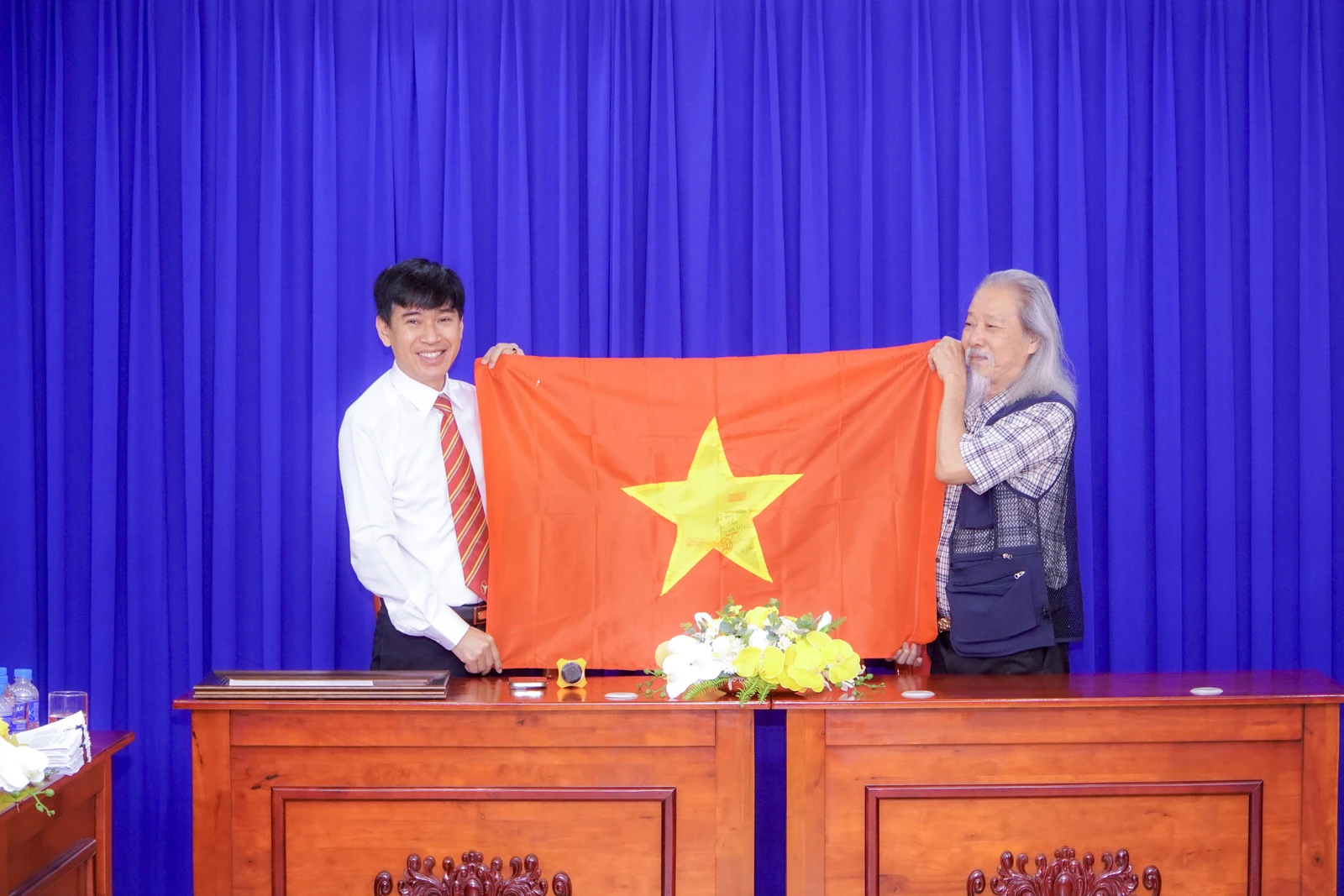 KHOẢNH KHẮC Ý NGHĨA CÙNG NHẠC SĨ VĂN THAO TẠI TRƯỜNG CAO ĐẲNG ĐẠI VIỆT SÀI GÒN